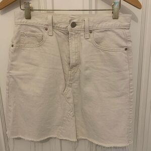 Gap Cream denim skirt size 26
